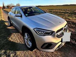 Silber Gebraucht 2021 Mercedes GLA200 Edition SUV | 32.000 € (Fairer Preis)
