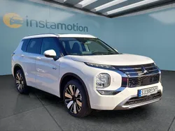 Weiß Neu 2025 Mitsubishi Outlander P-HEV Top SUV | 57.299 €