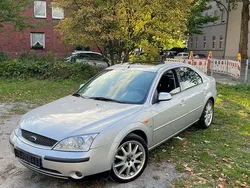 Silber Gebraucht 2001 Ford Mondeo Limousine | 1.200 € (Guter Preis)