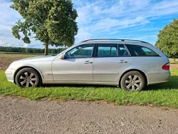 Silber Gebraucht 2004 Mercedes E220 Kombi | 3.300 € (Fairer Preis)