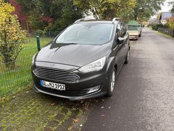 Grau Gebraucht 2018 Ford Grand C-Max Titanium Van / Kleinbus | 11.900 € (Etwas zu teuer)