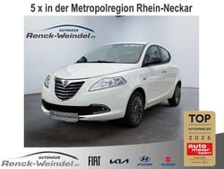 Weiß Gebraucht 2011 Lancia Ypsilon Gold Kleinwagen | 6.389 € (Fairer Preis)