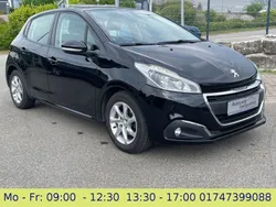 Schwarz Gebraucht 2017 Peugeot 208 Kleinwagen | 4.299 € (Guter Preis)