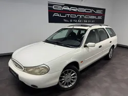 Weiß Gebraucht 2000 Ford Mondeo Ambiente Kombi | 599 € (Guter Preis)