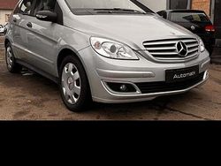Silber Gebraucht 2006 Mercedes B200 Van / Kleinbus | 7.999 € (Etwas zu teuer)