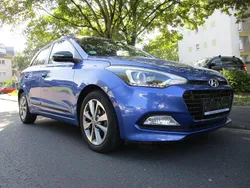 Blau Gebraucht 2018 Hyundai i20 Passion Plus Limousine | 11.000 € (Fairer Preis)