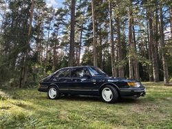 Blau Gebraucht 1991 Saab 900 Kleinwagen | 6.000 €