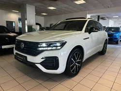 Weiß Gebraucht 2021 VW Touareg R-line SUV | 50.490 € (Etwas zu teuer)