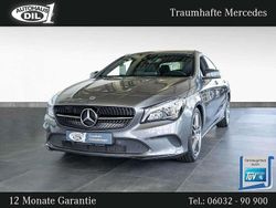 Grau (mountaingrau met.) Gebraucht 2018 Mercedes CLA200 Night Limousine | 23.850 € (Teuer)