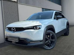 Weiß Gebraucht 2020 Mazda MX30 SUV | 15.590 € (Teuer)