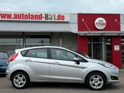 Silber Gebraucht 2016 Ford Fiesta Trend Kleinwagen | 6.450 € (Fairer Preis)