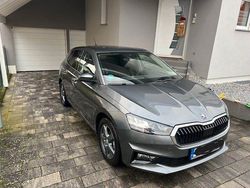 Grau Gebraucht 2025 Skoda Fabia Limousine | 18.400 € (Guter Preis)