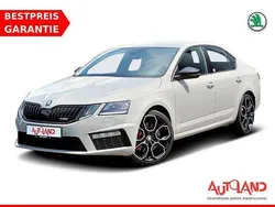 Grau Gebraucht 2019 Skoda Octavia RS Limousine | 23.950 € (Fairer Preis)