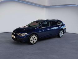 Blau Gebraucht 2024 VW Golf VIII Life Kombi | 28.930 € (Fairer Preis)