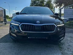 Schwarz Gebraucht 2020 Skoda Octavia Ambition Kombi | 13.990 € (Teuer)