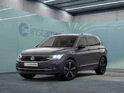 Grau Gebraucht 2024 VW Tiguan Move SUV | 39.530 € (Etwas zu teuer)