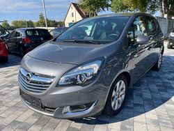 Grau Gebraucht 2016 Opel Meriva Innovation Van / Kleinbus | 13.490 € (Teuer)