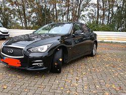 Schwarz Gebraucht 2014 Infiniti Q50 Limousine | 7.999 €