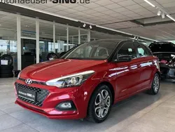 Rot Gebraucht 2020 Hyundai i20 Advantage Limousine | 14.990 € (Fairer Preis)