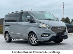Grau Gebraucht 2023 Ford Tourneo Custom Van | 39.890 € (Guter Preis)