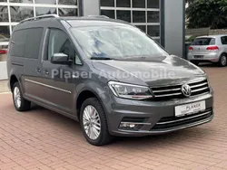 Grau Gebraucht 2017 VW Caddy Maxi Highline Van / Kleinbus | 31.990 €
