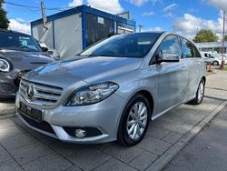 Silber Gebraucht 2013 Mercedes B200 Van / Kleinbus | 10.500 € (Etwas zu teuer)