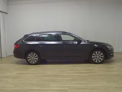 Schwarz Gebraucht 2022 Skoda Superb Ambition Kombi | 15.890 € (Guter Preis)
