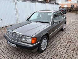 Grau Gebraucht 1992 Mercedes 190 Limousine | 10.900 €
