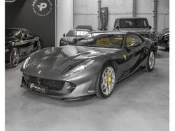 Grau Gebraucht 2019 Ferrari 812 | 309.000 €