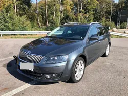 Grau Gebraucht 2015 Skoda Octavia Style Kombi | 12.999 € (Fairer Preis)