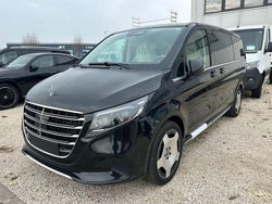 Schwarz Neu 2025 Mercedes V300 Exclusive Van / Kleinbus | 110.990 €