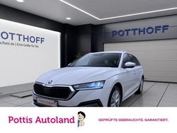 Weiss Gebraucht 2023 Skoda Octavia Style Kombi | 22.443 € (Guter Preis)