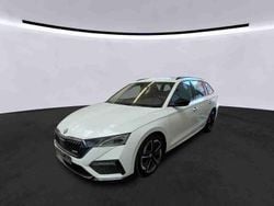 Weiß Gebraucht 2022 Skoda Octavia RS Kombi | 24.950 € (Fairer Preis)