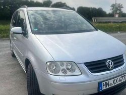 Grau Gebraucht 2006 VW Touran Conceptline Van / Kleinbus | 2.500 € (Fairer Preis)