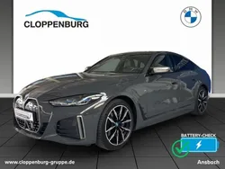 Grau Gebraucht 2022 BMW i4 Performance Limousine | 45.480 € (Guter Preis)