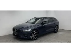 Denim blue (metallic) Gebraucht 2023 Volvo V60 Kombi | 35.879 € (Etwas zu teuer)