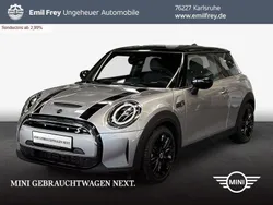 Melting silver iii metallic Gebraucht 2023 Mini Cooper SE Kleinwagen | 22.890 € (Fairer Preis)