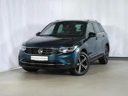 Blau Gebraucht 2024 VW Tiguan Move SUV | 31.940 € (Fairer Preis)