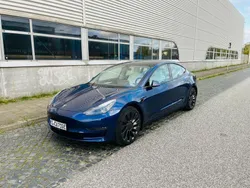 Blau Gebraucht 2022 Tesla Model 3 Performance Limousine | 38.000 € (Teuer)