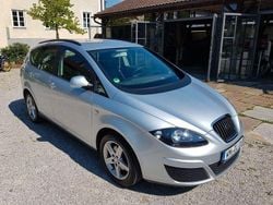 Silber Gebraucht 2009 Seat Altea XL Comfort Van / Kleinbus | 4.300 € (Etwas zu teuer)