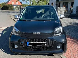 Schwarz Gebraucht 2023 Smart ForTwo Electric Drive Passion Coupé | 13.500 € (Fairer Preis)