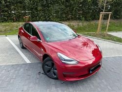 Rot Gebraucht 2019 Tesla Model 3 Standard Range Limousine | 18.490 € (Fairer Preis)