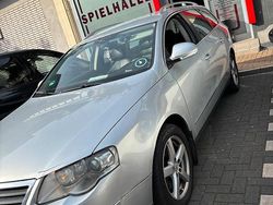 Silber Gebraucht 2010 VW Passat Kombi | 3.250 €