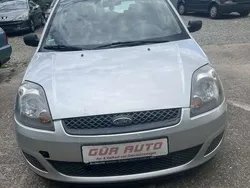 Silber Gebraucht 2006 Ford Fiesta Ambiente Kleinwagen | 1.300 € (Fairer Preis)
