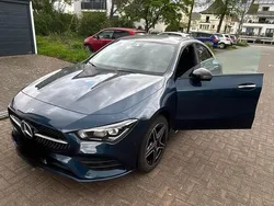 Blau Gebraucht 2021 Mercedes E250 AMG line Coupé | 30.900 € (Teuer)