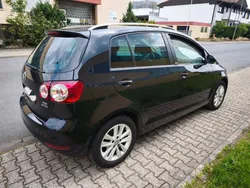 Schwarz Gebraucht 2011 VW Golf Plus Van / Kleinbus | 5.950 € (Guter Preis)