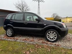 Schwarz Gebraucht 2008 Ford Fusion Zetec Limousine | 4.990 €