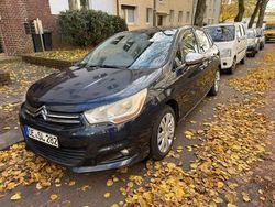 Blau Gebraucht 2012 Citroën C4 Attraction Limousine | 3.600 €