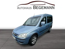 Blau Gebraucht 2005 Opel Combo Edition Van / Kleinbus | 1.650 € (Superpreis)