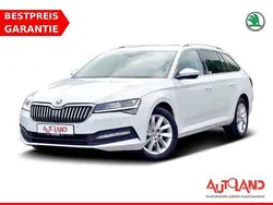 Weiß Gebraucht 2020 Skoda Superb Kombi | 25.990 € (Fairer Preis)